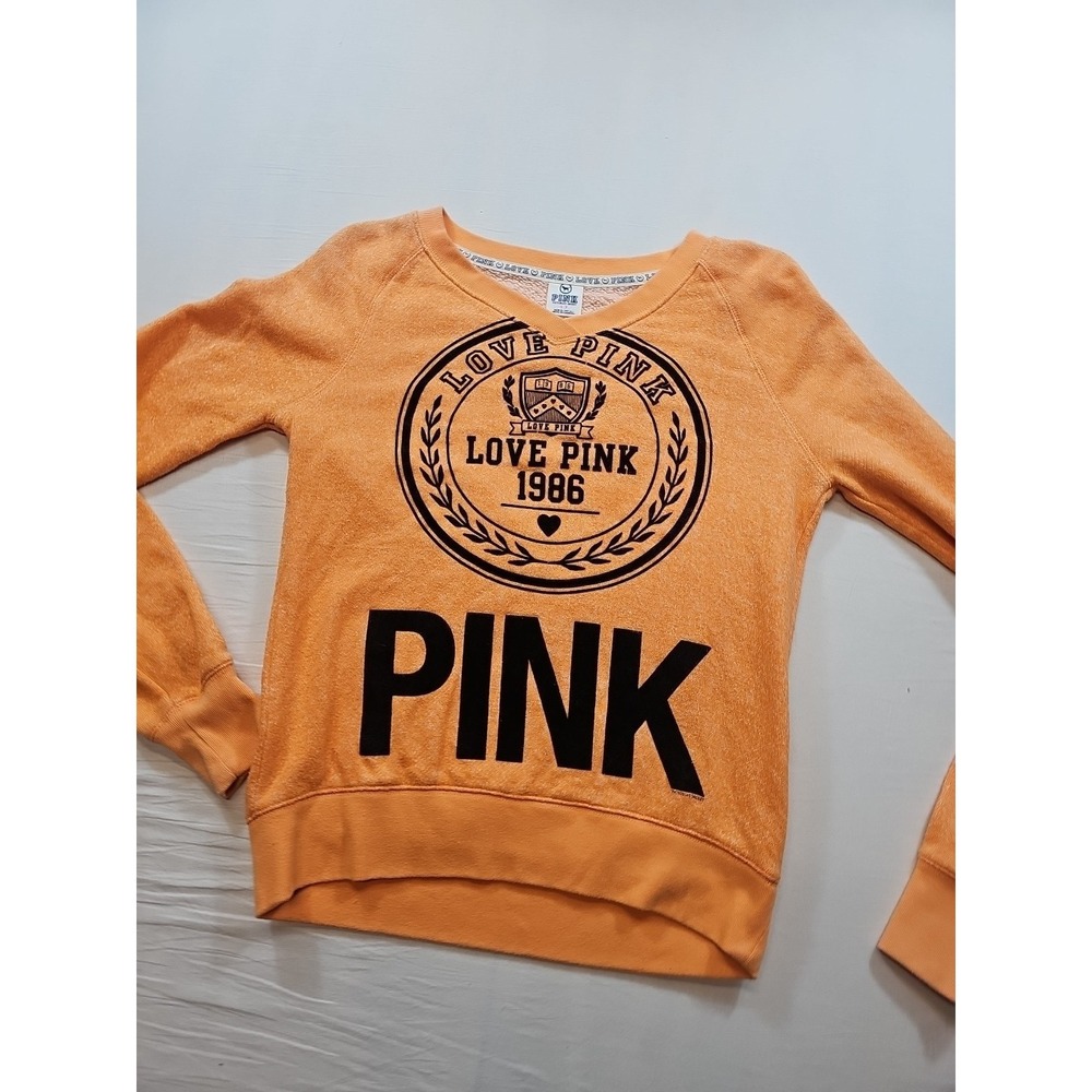 LOVE PINK Victoria Secret Womens Sweater Small Adult‎ Pullover Orange